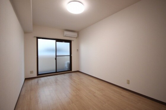 サンハイツ岡大Ⅱの物件内観写真