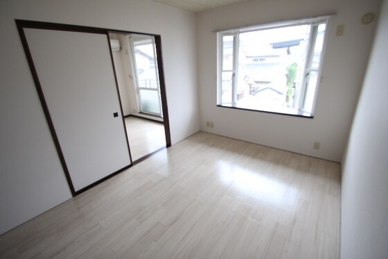 グリーンパーク西辛川Ｃの物件内観写真