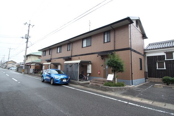 コージーコートの物件外観写真