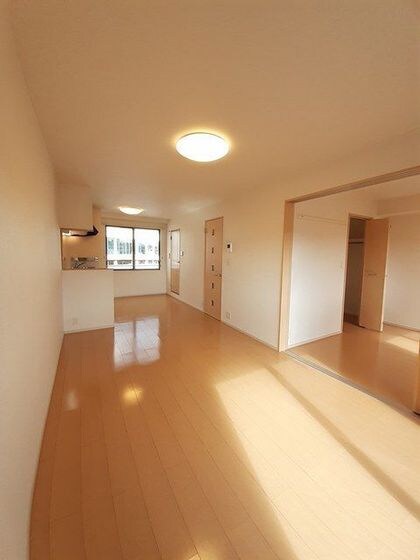 パーシモンの物件内観写真