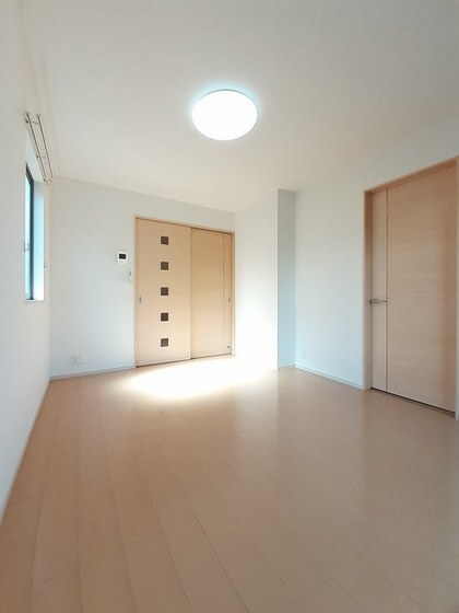 パーシモンの物件内観写真