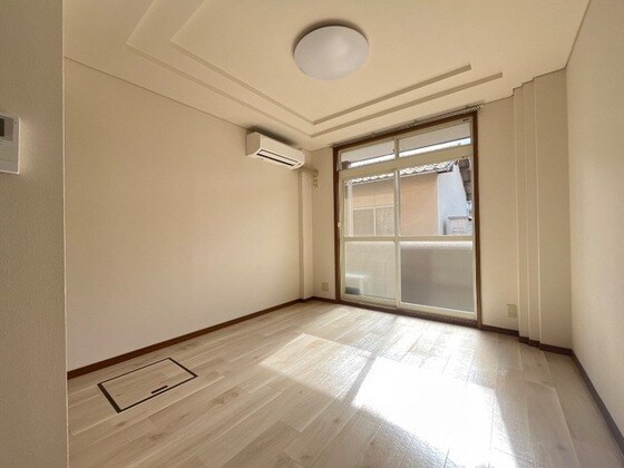 コンフォールの物件内観写真