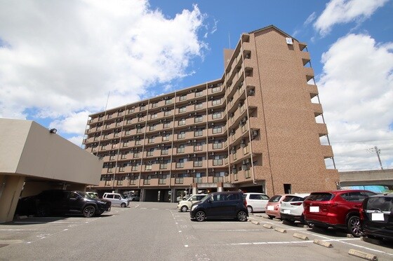 アジュール下中野の物件外観写真