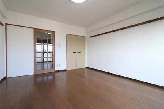 アジュール下中野の物件内観写真