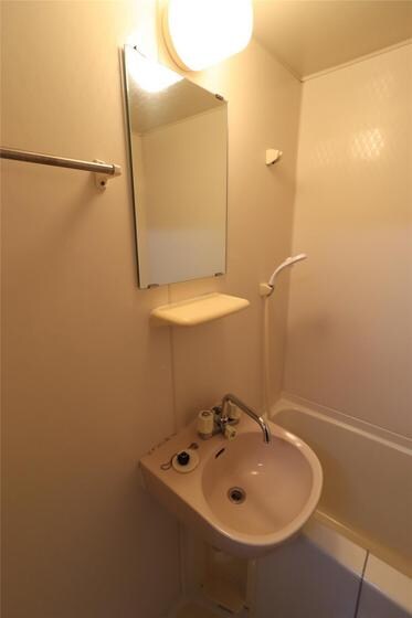 アジュール下中野の物件内観写真