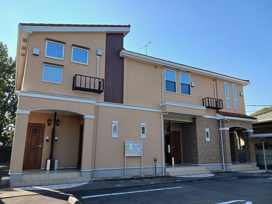 ダイヤモンド・ロジェの物件外観写真