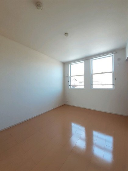 ダイヤモンド・ロジェの物件内観写真