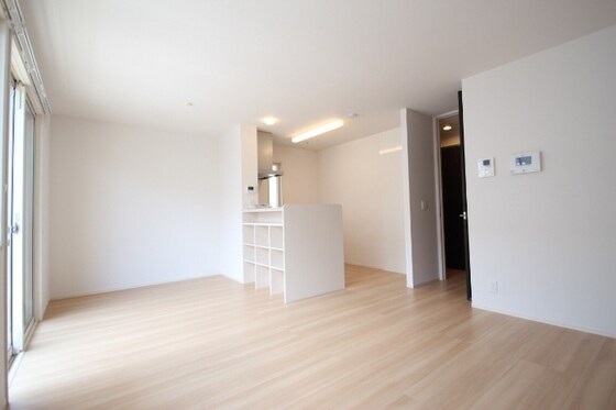 ラフィーネ下中野Ｃ棟の物件内観写真