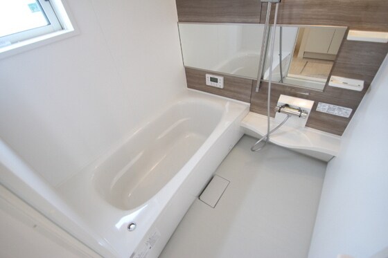 ラフィーネ下中野Ｃ棟の物件内観写真