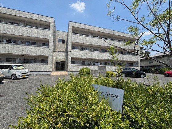 セレ　グレージュの物件外観写真