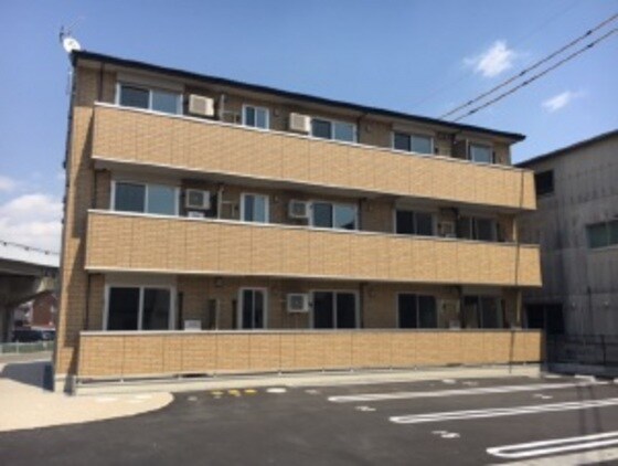 ゴールドウイング　B棟の物件外観写真