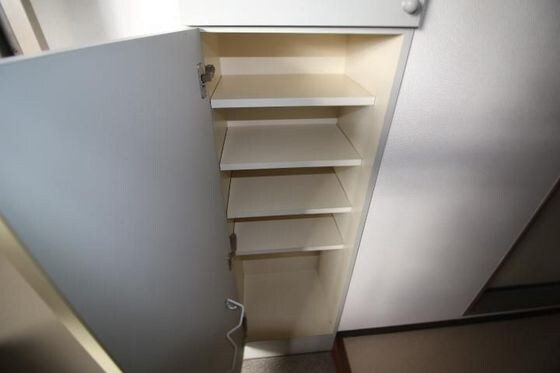 ロイヤルレピュート東島田の物件内観写真