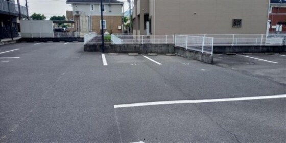 レオパレスアークハイツⅡの物件外観写真