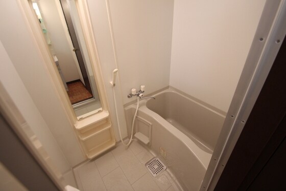 スリーサンズの物件内観写真