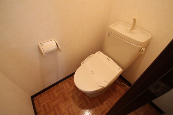 スリーサンズの物件内観写真