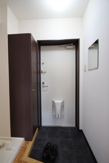 スリーサンズの物件内観写真