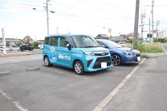 スリーサンズの物件内観写真