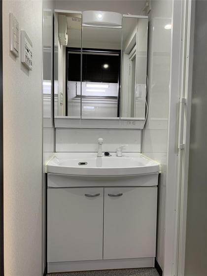 コクーン大元駅前の物件内観写真