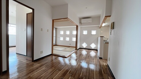 ラ・クール庭瀬の物件内観写真