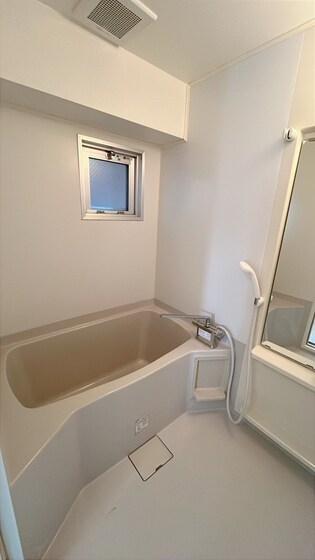 ラ・クール庭瀬の物件内観写真