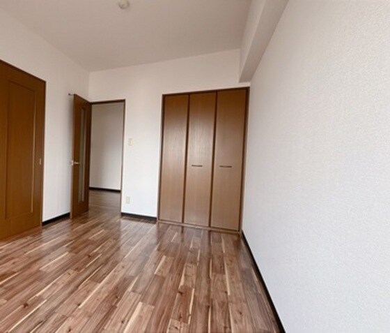 ラ・クール庭瀬の物件内観写真