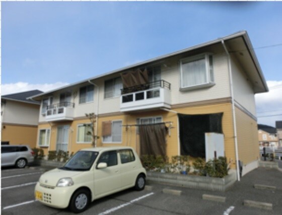 アーバン・ハイツ松新ⅡA棟の物件外観写真