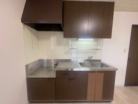 アーバン・ハイツ松新ⅡA棟の物件内観写真