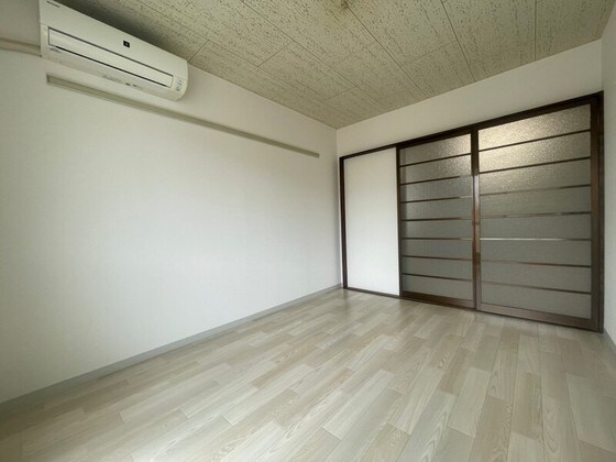 アーバン・ハイツ松新ⅡA棟の物件内観写真