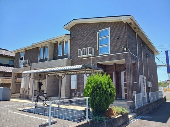 カレント沖の物件外観写真