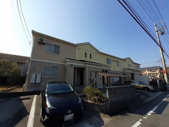 ベルフラワーⅢの物件外観写真