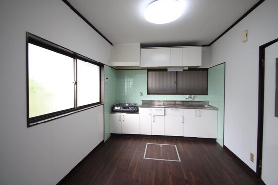 当新田戸建ての物件内観写真