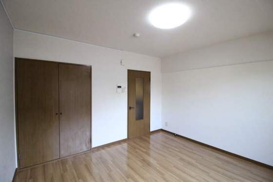 リアライズ津高の物件内観写真