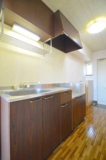 プリューネルの物件内観写真