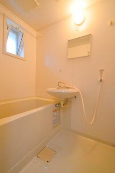 プリューネルの物件内観写真