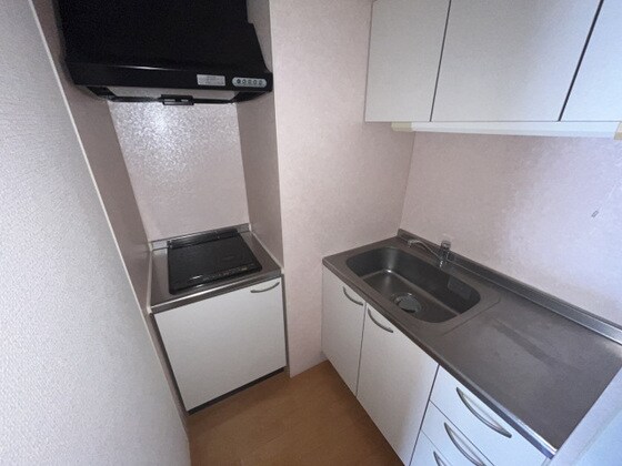 せかんどゆーす西口の物件内観写真