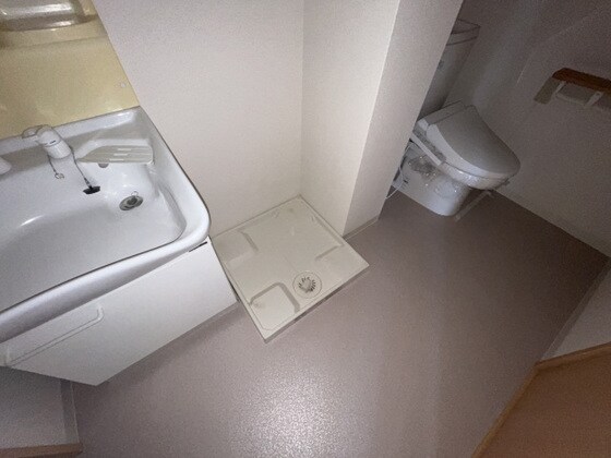 せかんどゆーす西口の物件内観写真