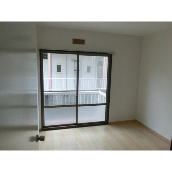 荒木ハイツの物件内観写真