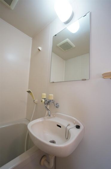 エミリービルの物件内観写真