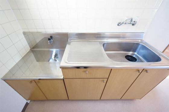 エミリービルの物件内観写真