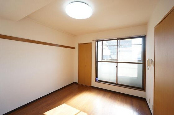 エミリービルの物件内観写真