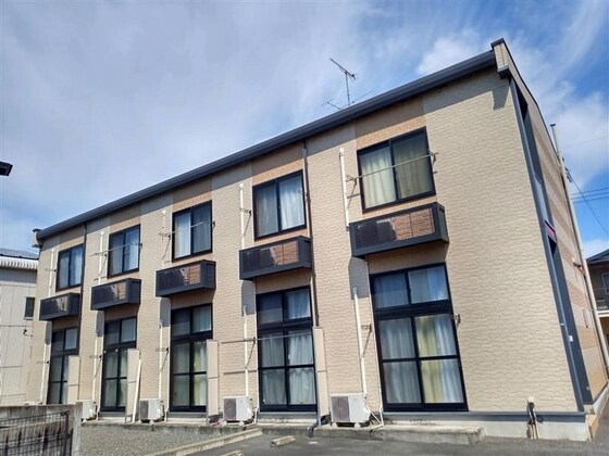 レオパレスエコレアールの物件外観写真