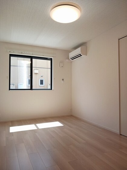 コンテルミナスの物件内観写真