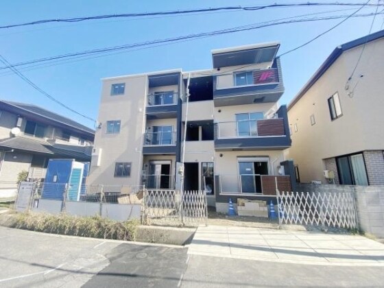 RIVER CITY 西川原の物件外観写真