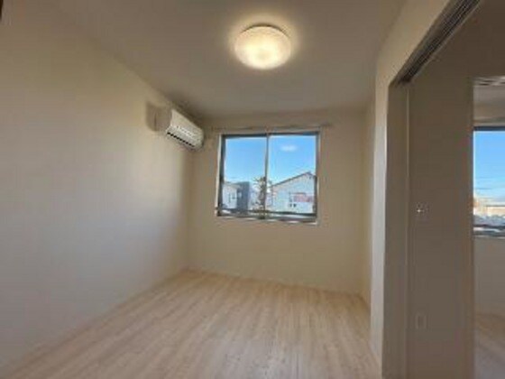 ジニアス瀬戸の物件内観写真