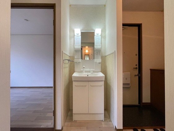 ニューハピニスB棟の物件内観写真