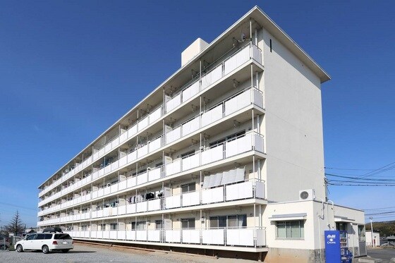 ビレッジハウス西大寺2号棟の物件外観写真