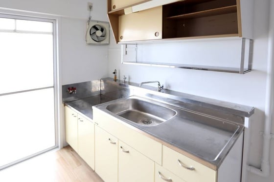 ビレッジハウス西大寺2号棟の物件内観写真