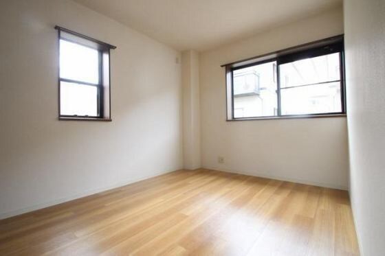 ガーデンハイツ福島Ｄ棟の物件内観写真