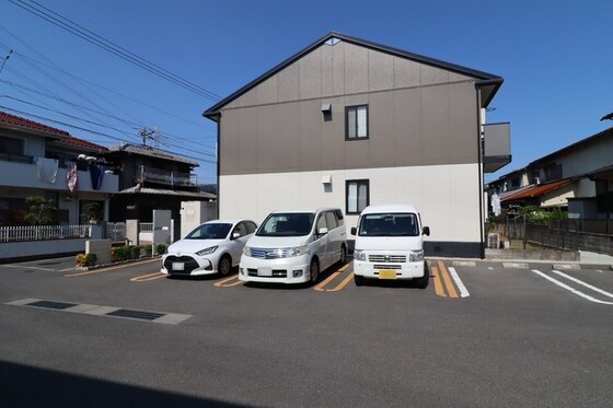 ボヌールの物件外観写真