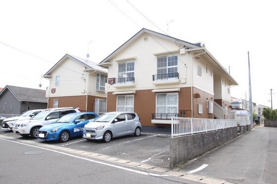 シャトレ・ファミーユBの物件外観写真